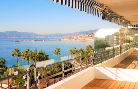 CANNES CROISETTE T3 DE 84M2 VUE MER PANORAMIQUE