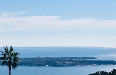 Super CANNES VILLA T6  300m2 VUE MER