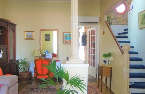 CANNES PROCHE CENTRE  IMMEUBLE 216M2 6 APTS  SUD OUEST 929900€ FAI