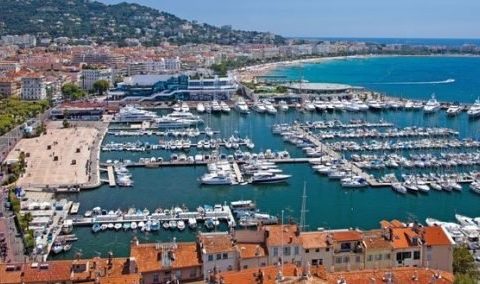 CANNES CENTRE LOCAL TOUS COMMERCES