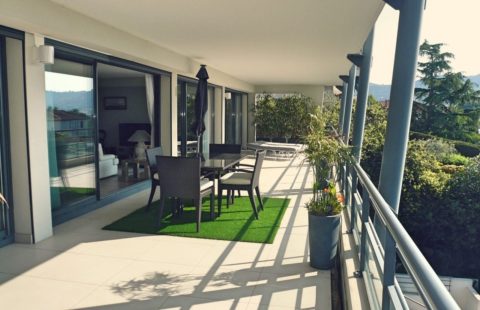 CANNES T3 DE 101M2 TERRASSE 60M2 VUE MER