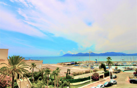 CANNES PALM BEACH  – EXCEPTIONNELLE VUE MER  – T2 60 M2