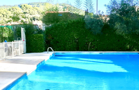 LE CANNET LIMITE CANNES T4 DE 103 M2 TERRASSES DE 40M2 PARKING ET GARAGE