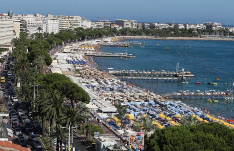 CANNES CENTRE IMMEUB€LE DE 200M2 1120000