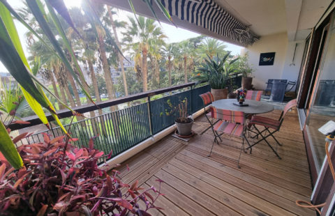 CANNES PROCHE CENTRE T4 DE 102M2 TERRASSE 30M2 SUD GARAGE ET CAVE