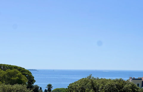 CANNES BAS CROIX DES GARDES PROCHE PLAGES T4 NEUF DE 132M2 VUE MER PISCINE PARKING